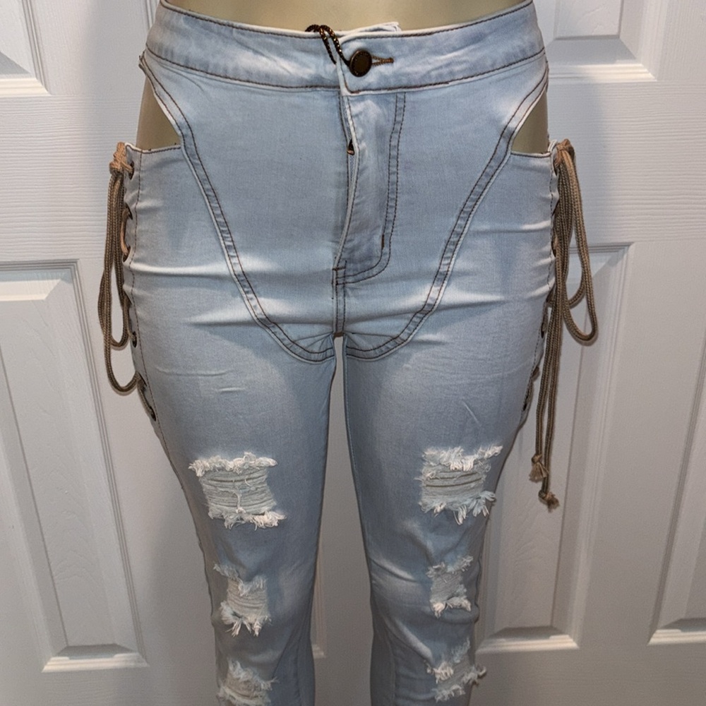 Fashion Nova -Getting Out There Lace Up Skinny Jeans - Light Wash size L - Picture 8 of 9